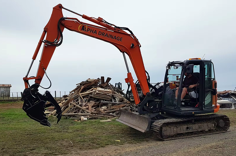 _toro ditch witch skid steer